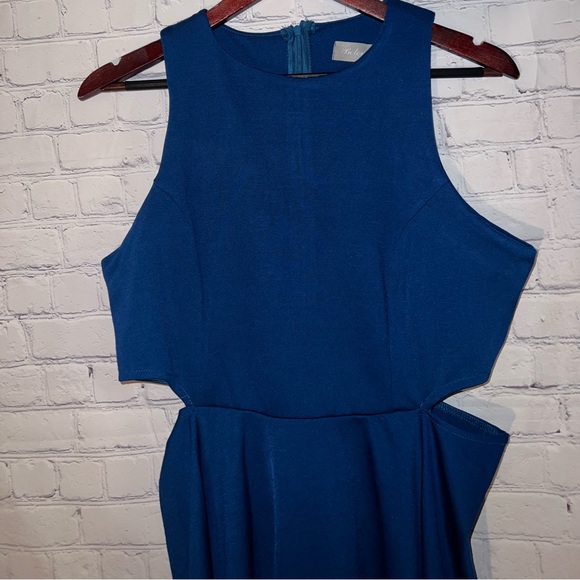 BRAND NWT Belongsci Blue Sleeveless Dress size XL - Picture 5 of 12